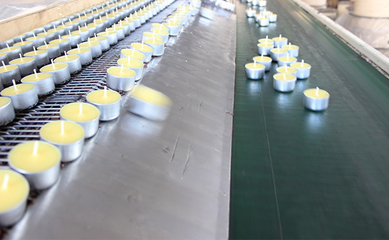 圓柱蠟燭道教-緣益坊酥油燈廠(在線咨詢)-圓柱蠟燭